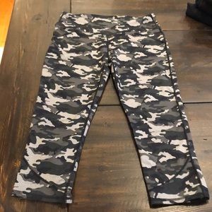 Fabletics Camo Crop. NWOT